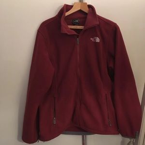 Maroon Northface fleece